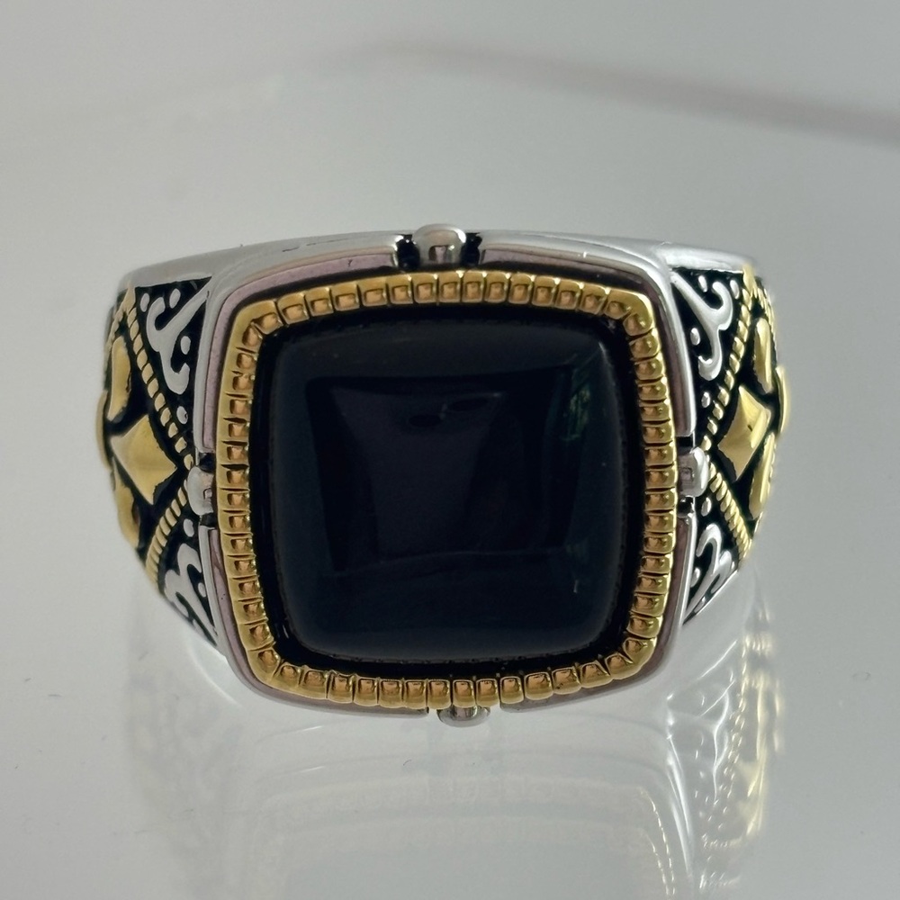 Men’s Silver and Gold tone Fleur Di Lis 
Rhodium plated Ring size 10